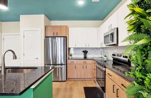 Pooler Apartment | Upscale 2BR Getaway | Minutes to Savannah