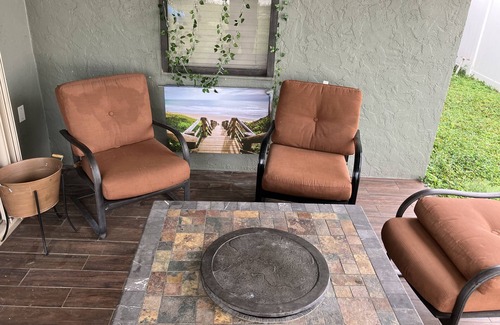 Royal Palm Beach House | Upscale 4BR Oasis- Tranquil Patio, Prime Location
