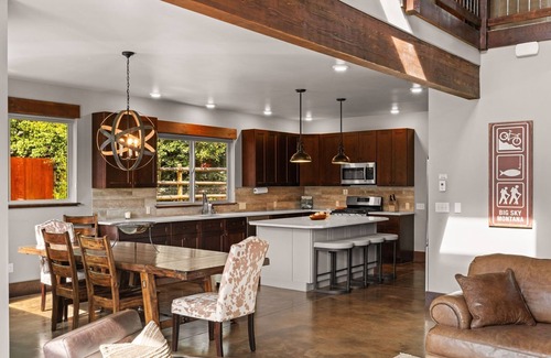 Big Sky House | Upscale Alpine Home | Hot Tub, Deck + 15min Resort