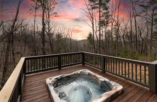 Tate House | Upscale Big Canoe w/Mountain View & hot tub. close to Wildcat amenities