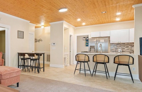 North Charleston House | Upscale Country Gem, Pool+Hot Tub, Games, Fire Pit