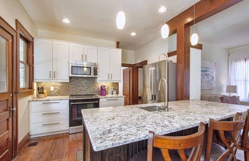 Mount Dora House | Upscale Downtown 3 BED/2 Bath Home