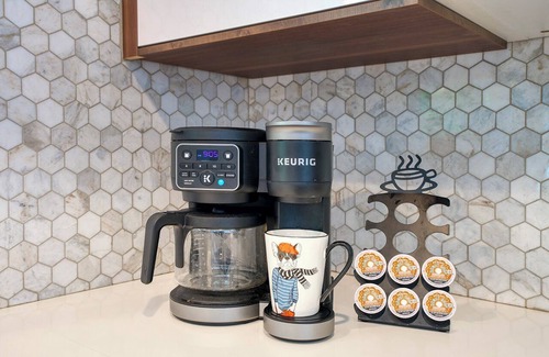 Park Scottsdale Eight House | Upscale Mini-Resort! Minutes to All The Action - Sleeps 14!