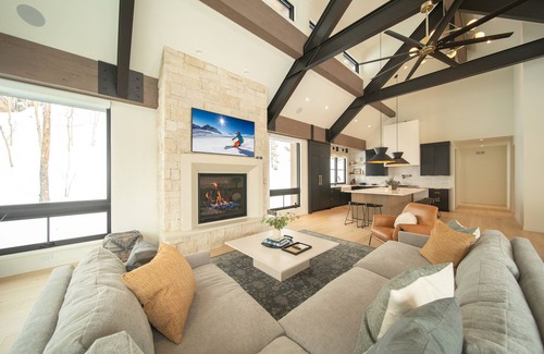 Keystone House | Upscale Mountain Oasis, private Hot Tub