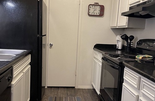 New Braunfels Apartment | Upstairs 2 bedroom 2 bath overlooking to pool