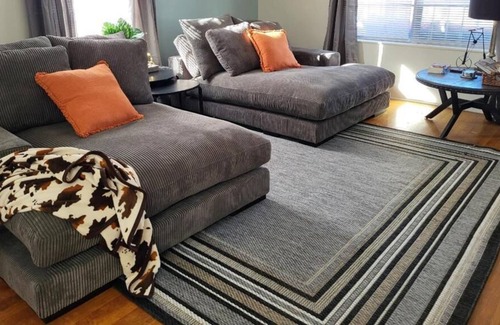 Birmingham House | Urban Brick Bungalow w/Yard