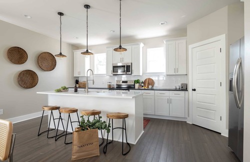 Talbot's Corner Cottage | Urban by Avantstay Elegant East Nashville Condo Hip & Trendy Area