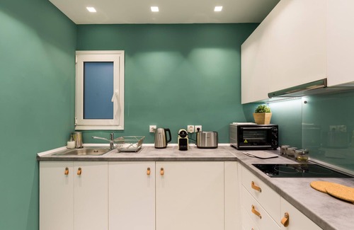 Pangrati Apartment | Urban Chic 1BD Apartment in Hilton district
