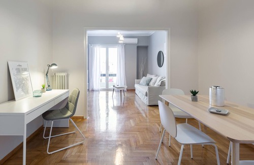 Pangrati Apartment | Urban Chic 1BD Apartment in Hilton district