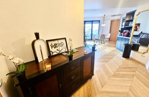 Gare Apartment | Urban comfort 1BR flat w terrace&parking