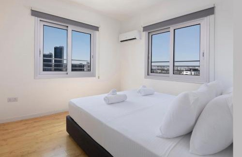City Centre Apartment | Urban Condo 10th Floor - 2 Bdr