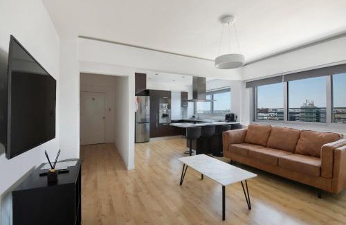 City Centre Apartment | Urban Condo 10th Floor - 2 Bdr