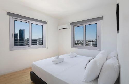 City Centre Apartment | Urban Condo 10th Floor - 2 Bdr