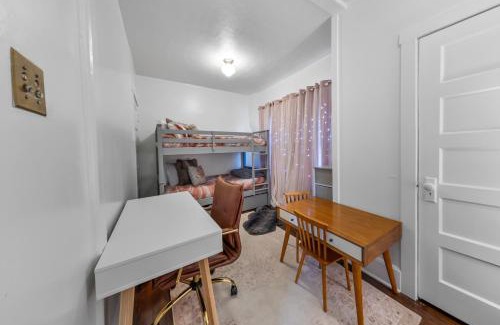 Sugar House Apartment | Urban Escape by Mountains w/3BR, Wi-Fi, Laundry