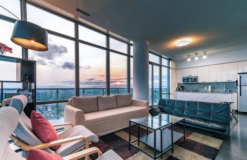 Bay Cloverhill Apartment | Urban Explore