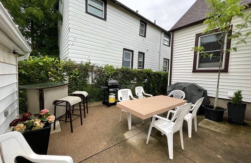 Niagara Falls Apartment | Urban Hideaway 2BR Niagara Falls