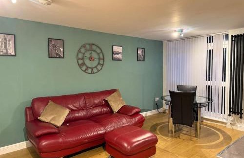 Newcastle-upon-Tyne Apartment | Urban Hub Retreat