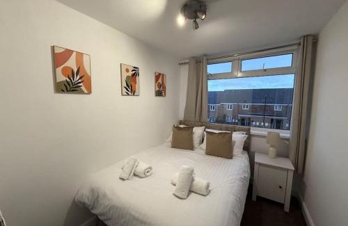 Newcastle-upon-Tyne Apartment | Urban Hub Retreat