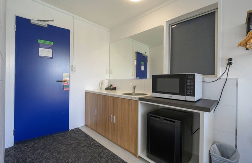 Rotorua Hotel | Urban Lounge Sleepery, SureStay Collection by BW