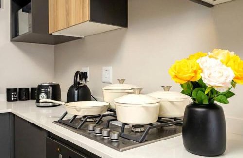 Greater Johannesburg Metropolitan Area Apartment | Urban Retreat