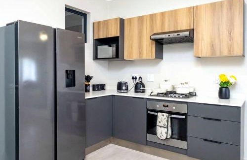 Greater Johannesburg Metropolitan Area Apartment | Urban Retreat