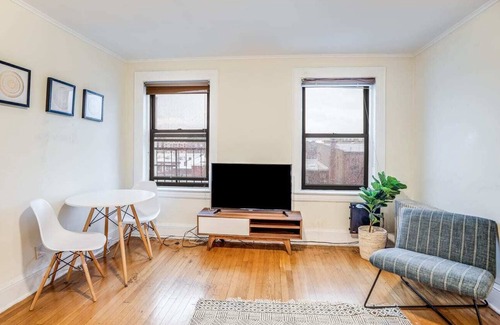 Hoboken Apartment | Urban Style 2BR in Hoboken
