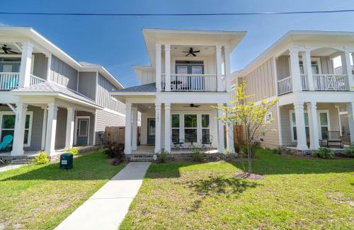 South Pensacola House | Urban Vista & Flat - Family Friendly, Downtown Pensacola