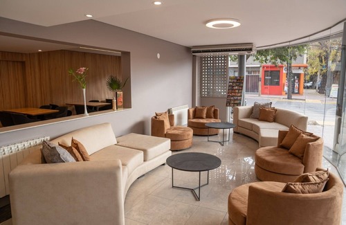 Mendoza City Center Hotel | Urbana Suites