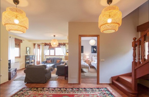 Tresgrandas Villa | Urbanización El Avellano