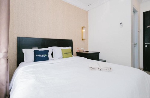 Dinoyo Hotel | Urbanview Hotel Sultan Palace Malang by RedDoorz