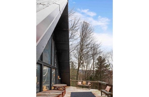 Beech Mountain Ski Chalet | URSUS, A Secluded Midcentury Modern AFrame Chalet