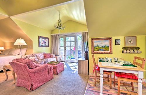 Payson Apartment | Riverside Tree House Suite with Balcony and Grill