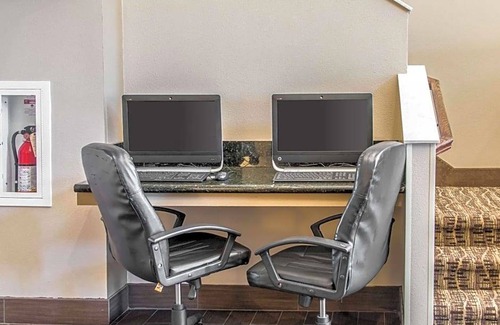 Round Rock Hotel | 2-Star Hotel ∙ Comfort Suites Round Rock - Austin North I-35
