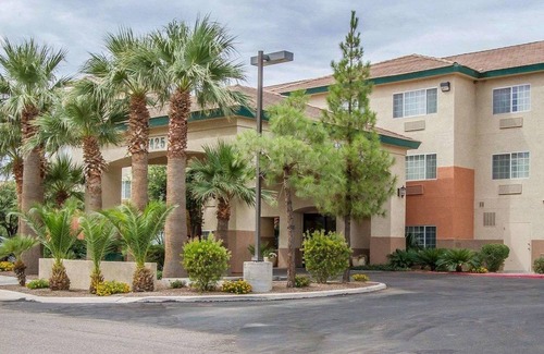 Cortaro Hotel | Comfort Inn & Suites North Tucson - Marana