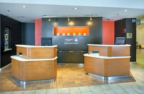 Santa Rosa Hotel | Courtyard by Marriott Santa Rosa