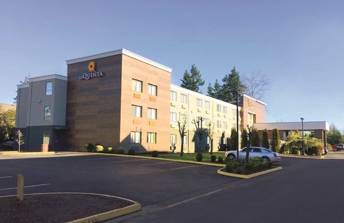 Paine Field-Lake Stickney Hotel | La Quinta Inn by Wyndham Everett