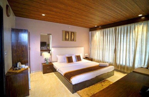 Wai Resort | Useeka Resort