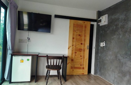 Nong Kha Yang Resort | Uthaithani Resort