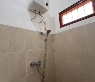 Pacet House | Uthe House