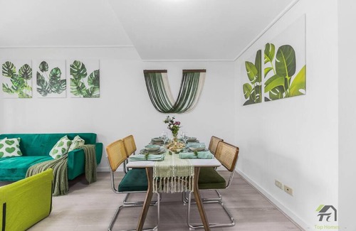 Wentworth Point Apartment | Utopia 2B2B in Wentworth Point&Olympic Park