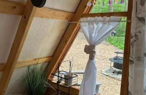 Sidney Cabin | Utopia - Glamp site in Sidney NY