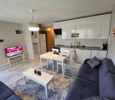 Bornova Apartment | Utopia Suite 1 arti 1