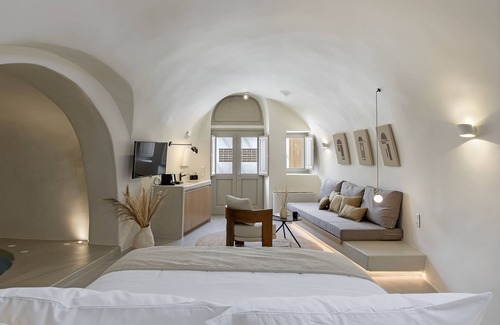 Karterados Hotel | Utopia Suites Santorini