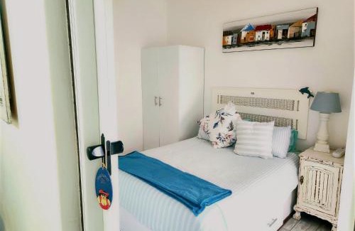 Margate Apartment | Uvongo Sea Scapes Holiday Apartment