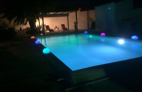 Uzes Villa | UZES A PIED : AIR-CONDITIONED VILLA - PRIVATE POOL - ENCLOSED GROUNDS