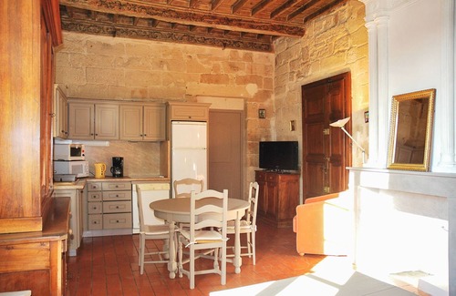 Uzes Apartment | Uzes : lovely 18th century apartment overlooking on the castle