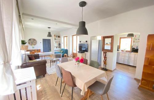 Vac House | Vácon Vár-lak Vendégház/Bird Nest Vác