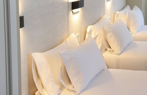 Caldas de Reis House | Vía XIX