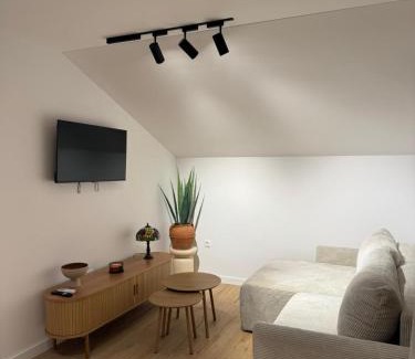 Solin Apartment | V-Ana