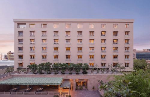 Sindhi Camp Hotel | V Sarovar Portico MI Road Jaipur